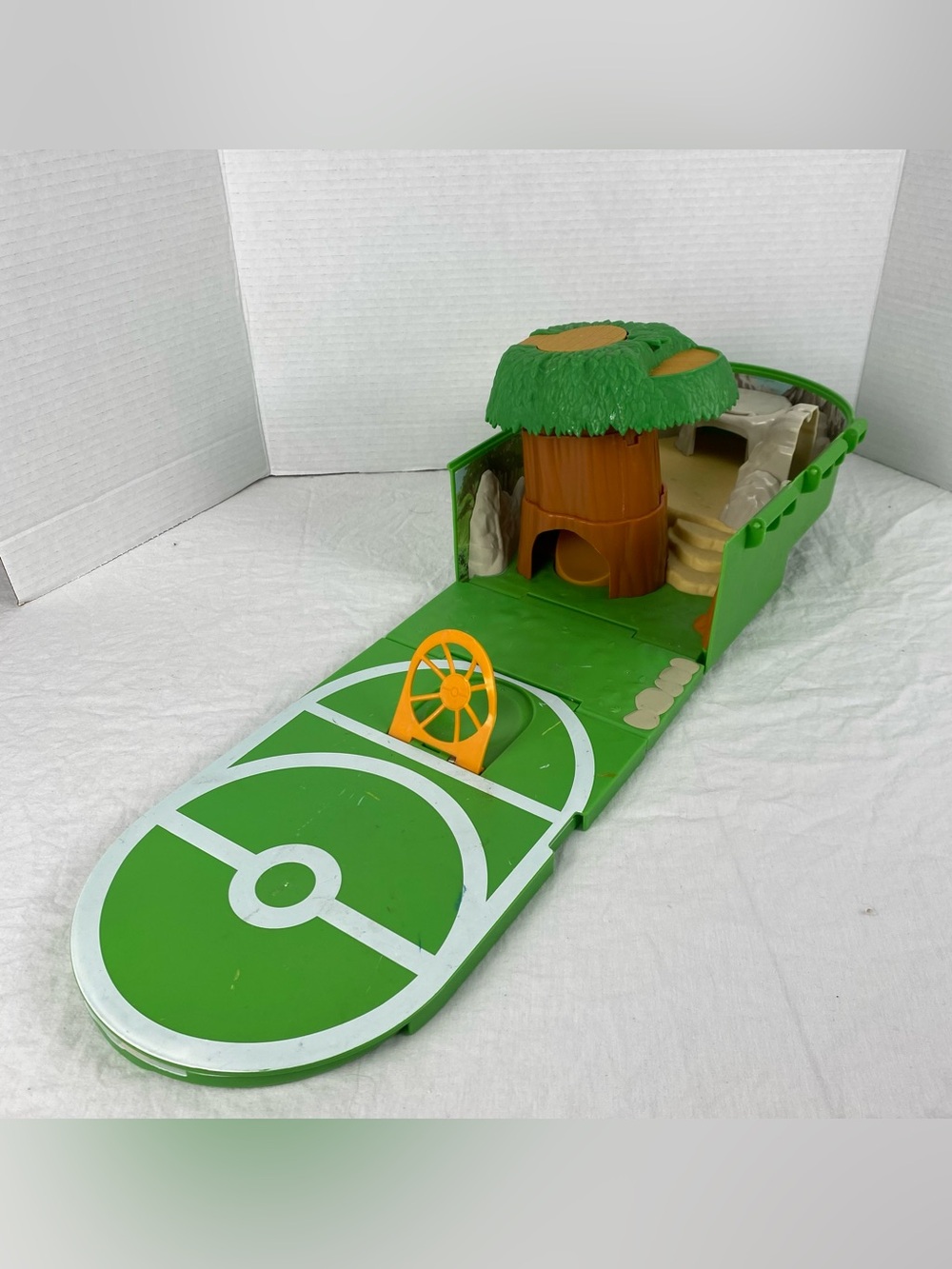Pokemon Playset Case 2005 Vintage Fold Out Carry Case Tree Scene Toy replacement